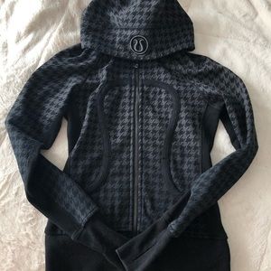Styled Lululemon scuba hoodie